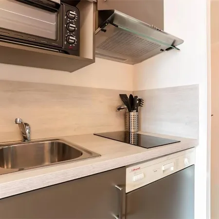 Lägenhet - Pour 4 Avec Kitchenette Equipee Proche Des Pistes - Fr-1-637-47 Val Thorens