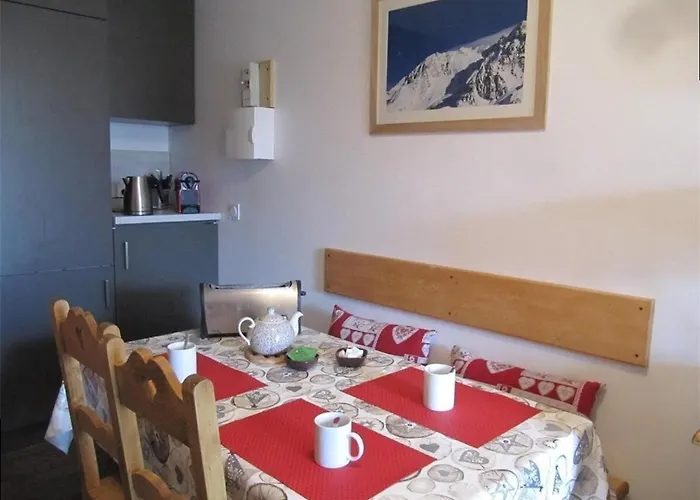 Apartament - Pour 4 Avec Kitchenette Equipee Proche Des Pistes - Fr-1-637-47 *